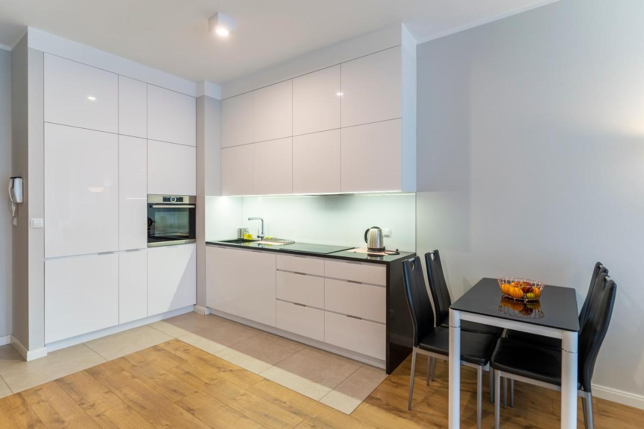 First -- Green Zoliborz Apartment 4 华沙 外观 照片