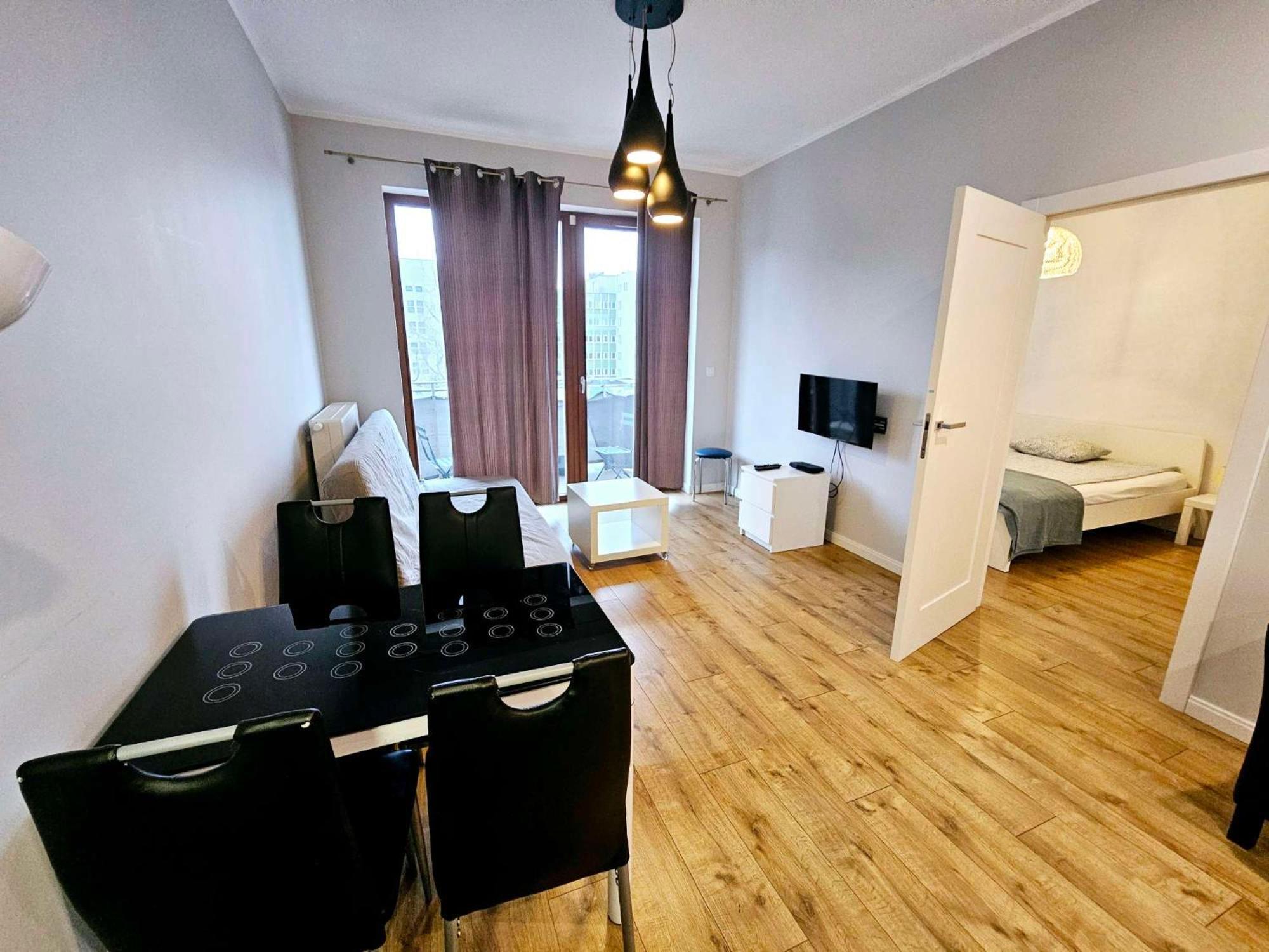 First -- Green Zoliborz Apartment 4 华沙 外观 照片